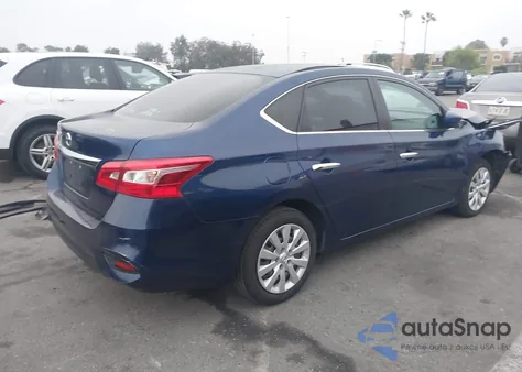 2017 Nissan Sentra S z USA, uszkodzony, nr VIN 3N1AB7AP7HY275646
